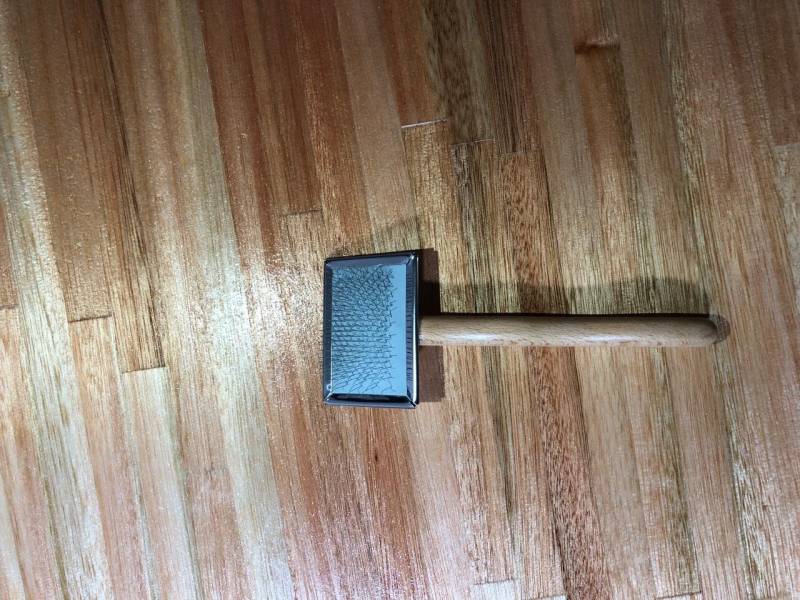 Cardina Chica De Madera Y Metal